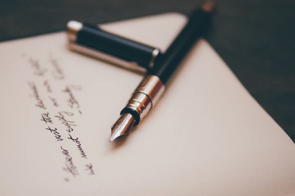 “粵系老牌房企”負(fù)債高企、流動(dòng)性吃緊，誤判形勢(shì)錯(cuò)失黃金發(fā)展期